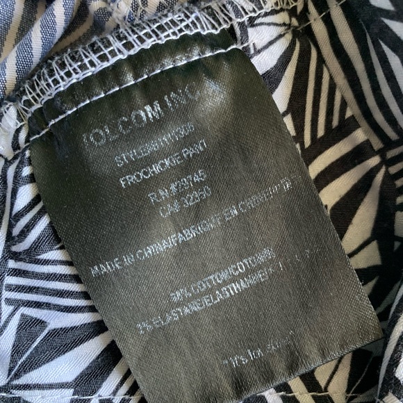 Junior Volcom Pants with Railroader Stripes size 3 - Picture 6 of 6